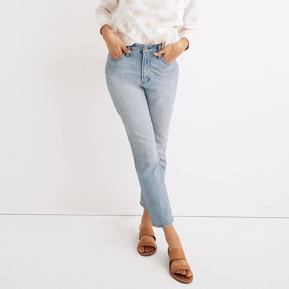 Madewell light wash curvy perfect vintage jeans